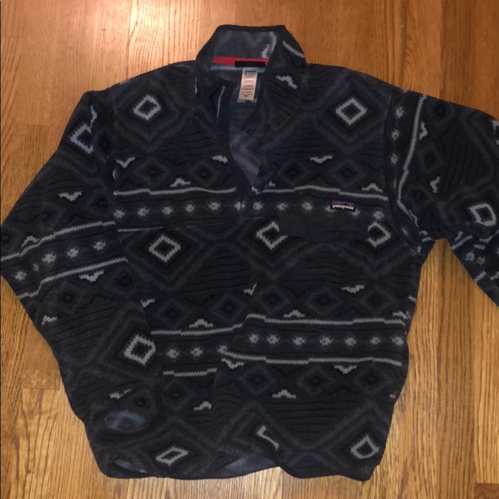 Men’s Patagonia synchilla pullover size S